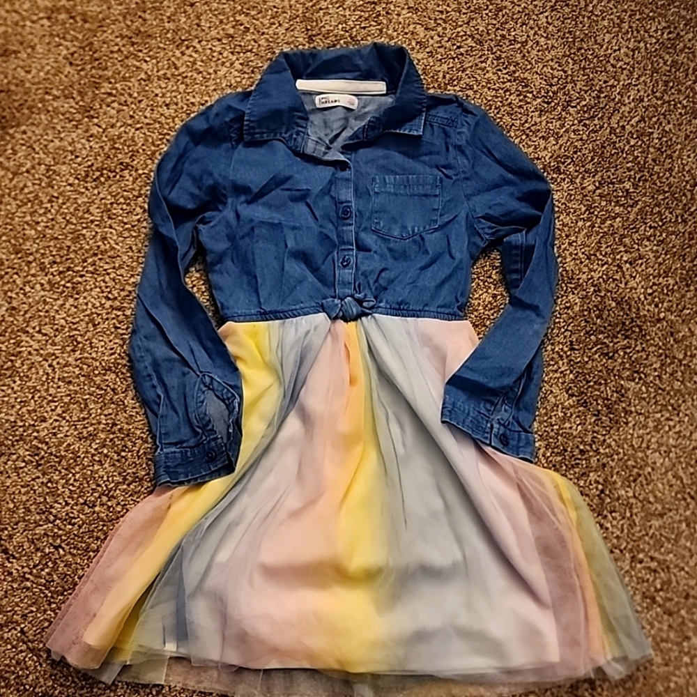 Girls dress